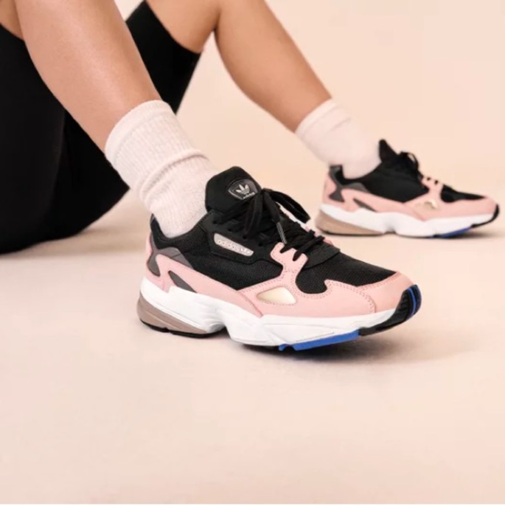 Adidas Women’s Falcons Black Pink Sneakers Size 9 1/2